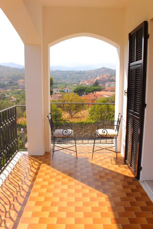 House In Caramagna Διαμέρισμα Imperia Δωμάτιο φωτογραφία
