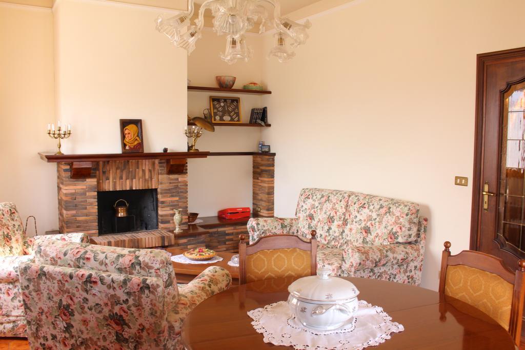 House In Caramagna Διαμέρισμα Imperia Δωμάτιο φωτογραφία
